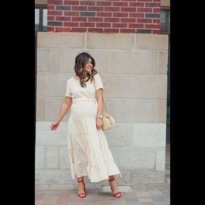 Chicwish round neck maxi midi dress.